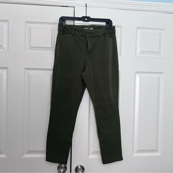 Old Navy Pants - Old Navy Green Pixie High Rise Pant Size 12